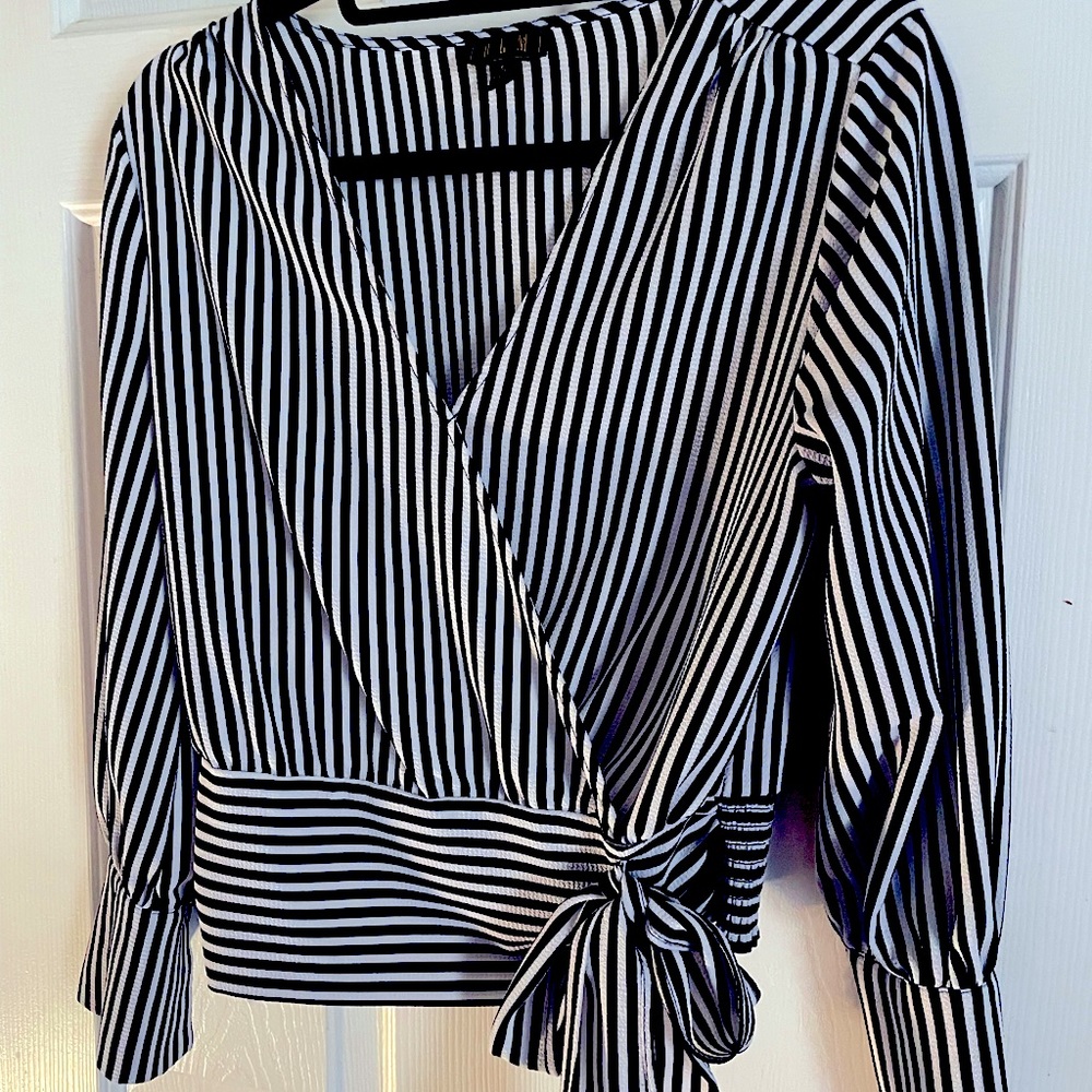 Black and White Long Sleeve top